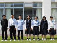 制服