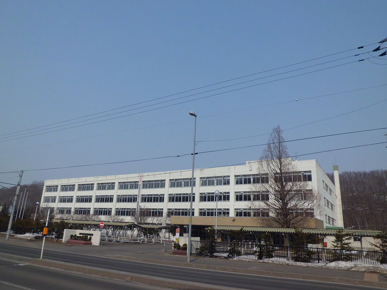 札幌真栄高校の外観画像